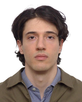 Thomas Bush headshot